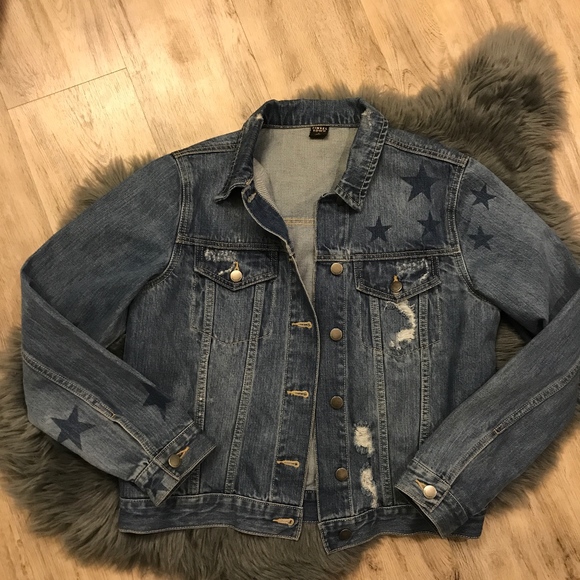Stylish Jean Jacket - Picture 1 of 4